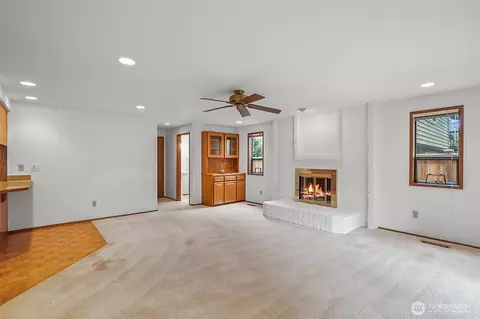 Living - 2128 140th Pl SE, Mill Creek, WA 98012 photo 8 of 8