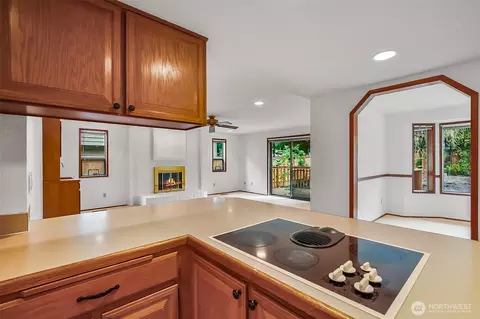 Kitchen - 2128 140th Pl SE, Mill Creek, WA 98012 photo 5 of 5