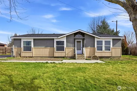 909 S Gum St, Kennewick, WA 99336