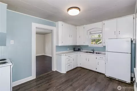 Kitchen - 6303 Cady Rd, Everett, WA 98203 photo 1 of 3