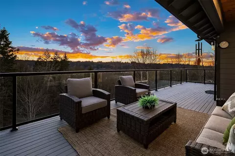 15205 152nd Ave NE, Woodinville, WA 98072