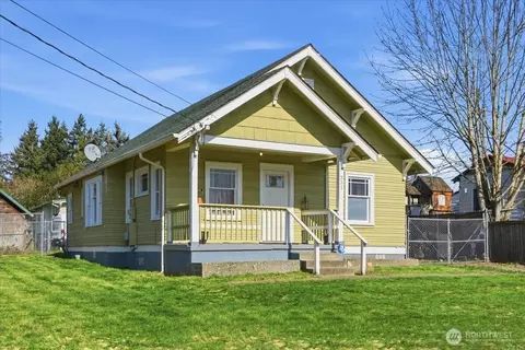 331 100th St S, Parkland, WA 98444