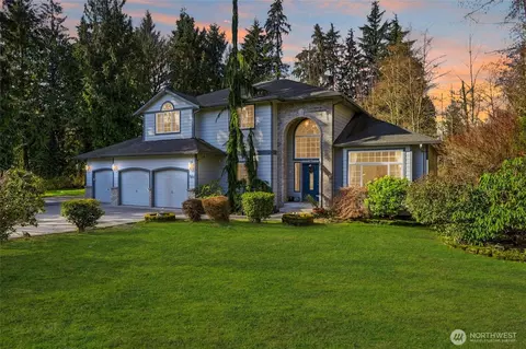 7830 104th Dr NE, Lake Stevens, WA 98258