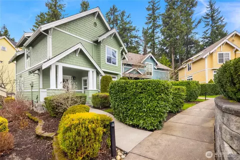 1944 NE Katsura St, Issaquah, WA 98029