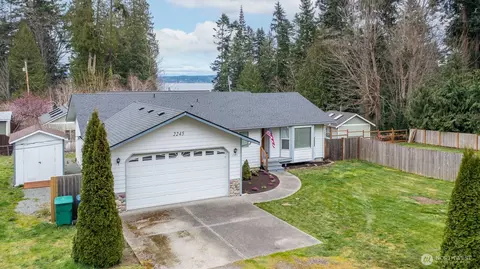 2245 SE Camano Dr, Camano Island, WA 98282