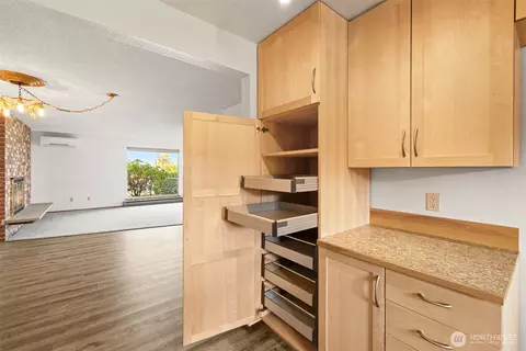 Kitchen - 1301 S 3rd Ave #28A, Sequim, WA 98382 photo 6 of 6