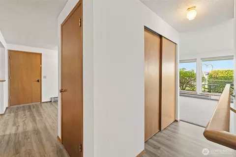 Entry Way - 1301 S 3rd Ave #28A, Sequim, WA 98382 photo 4 of 5