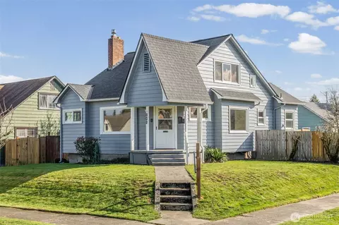 240 S 59th St, Tacoma, WA 98408