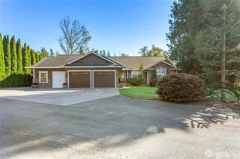 804 S Park Ct, Lynden, WA 98264