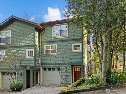 3040 Humes Pl W, Seattle, WA 98119
