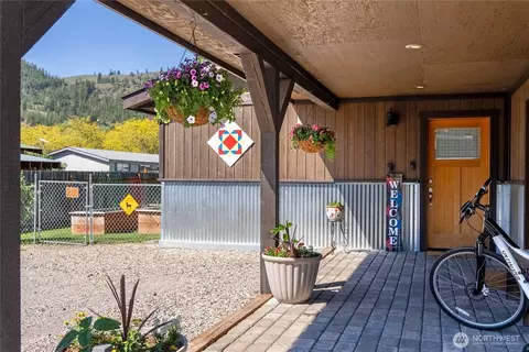 Exterior - 805 Marble St, Twisp, WA 98856 photo 3 of 8