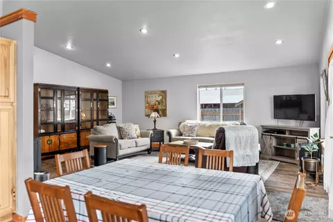 Dining - 805 Marble St, Twisp, WA 98856 photo 1 of 1
