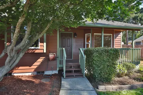 445 Mitchell Dr, Coupeville, WA 98239