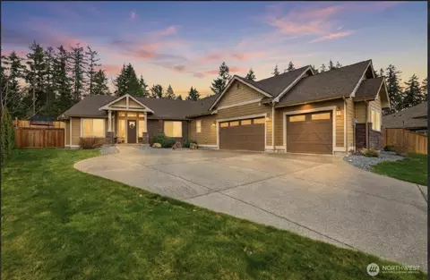 167 Mountain Crest Ln, Eatonville, WA 98328