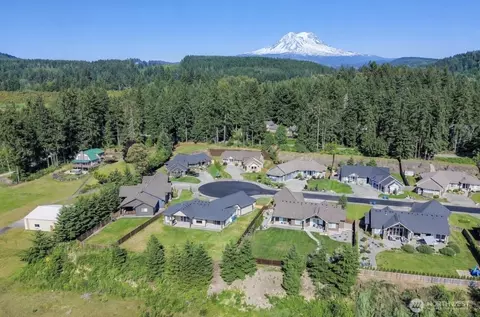 167 Mountain Crest Ln, Eatonville, WA 98328