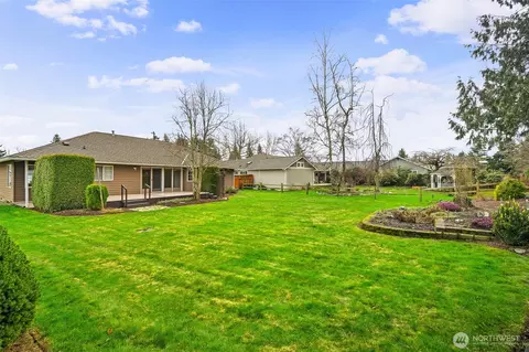 Exterior - 6849 Raspberry Dr, Everson, WA 98247 photo 4 of 9