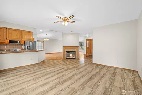 Living - 6849 Raspberry Dr, Everson, WA 98247 photo 7 of 8