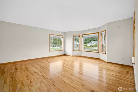 Living - 6849 Raspberry Dr, Everson, WA 98247 photo 1 of 8