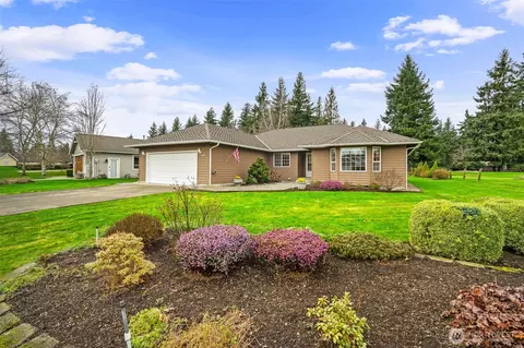 6849 Raspberry Dr, Everson, WA 98247