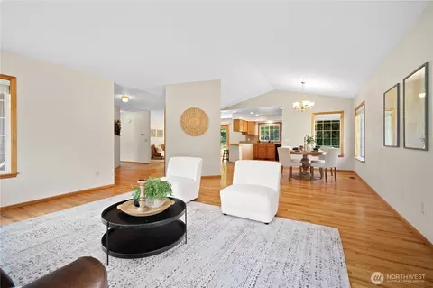 Living - 6849 Raspberry Dr, Everson, WA 98247 photo 2 of 3