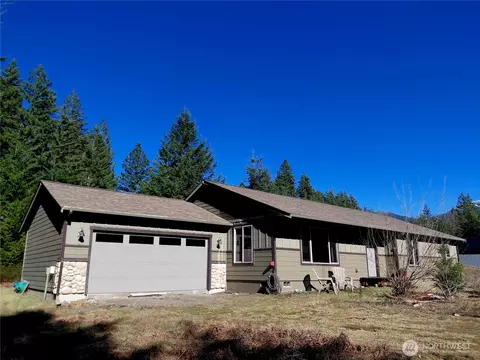 105 Jack Fir Ct E, Packwood, WA 98361