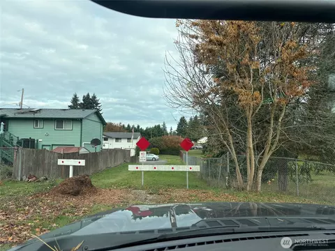 7633 S K St, Tacoma, WA 98408