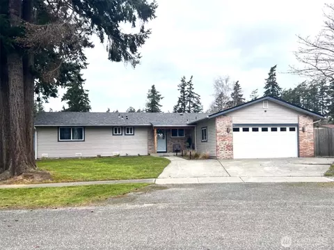 790 NW Dory Dr, Oak Harbor, WA 98277