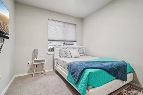 Bedroom - 2009 196th St SE #C103, Bothell, WA 98012 photo 6 of 6