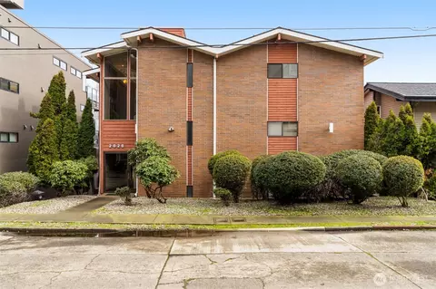 2028 Waverly Pl N #202, Seattle, WA 98109