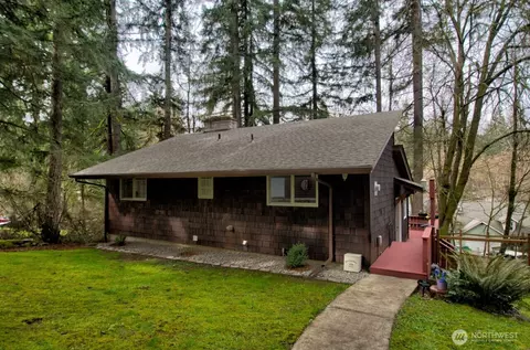 8410 Thrulake Cir SE, Olympia, WA 98513