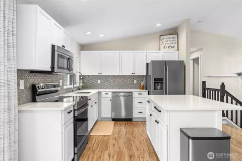 Kitchen - 19203 71st Ave E, Spanaway, WA 98387 photo 2 of 3