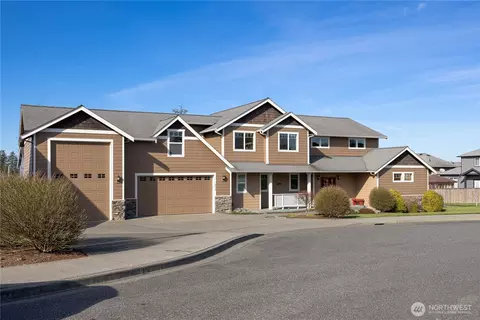 5215 Sparrow Ct, Ferndale, WA 98248