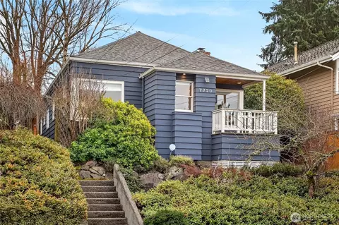 7720 Meridian Ave N, Seattle, WA 98103