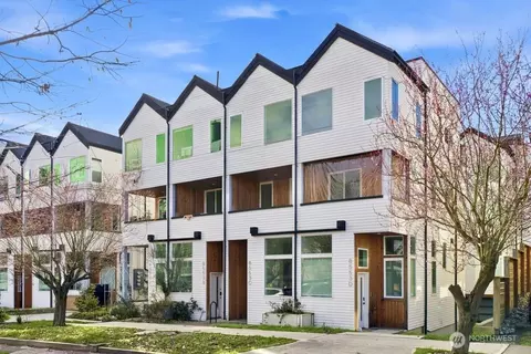 8553 Midvale Ave N #C, Seattle, WA 98103