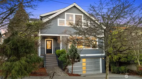 516 N 62nd St, Seattle, WA 98103