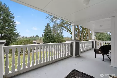 Exterior - 115 Riverview Dr, Chehalis, WA 98532 photo 3 of 8