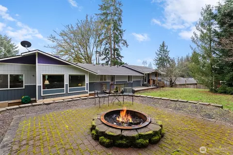Exterior - 115 Riverview Dr, Chehalis, WA 98532 photo 7 of 8