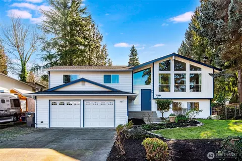 739 SW 298th Pl, Federal Way, WA 98023