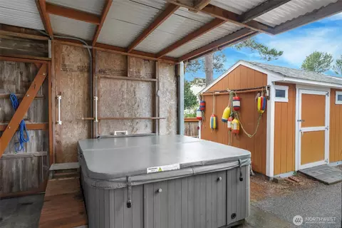 Exterior - 1205 195th St, Long Beach, WA 98631 photo 6 of 7