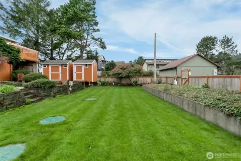 Exterior - 1205 195th St, Long Beach, WA 98631 photo 7 of 7