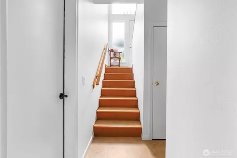 Entry Way - 1205 195th St, Long Beach, WA 98631 photo 4 of 4