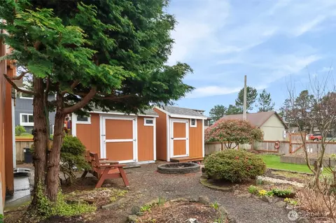Exterior - 1205 195th St, Long Beach, WA 98631 photo 5 of 7