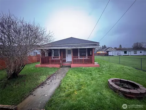 517 Water St, South Bend, WA 98586