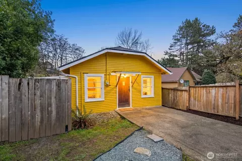 13537 52nd Ave S, Tukwila, WA 98168