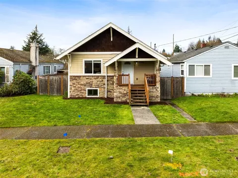 7755 29th Ave NW, Seattle, WA 98117
