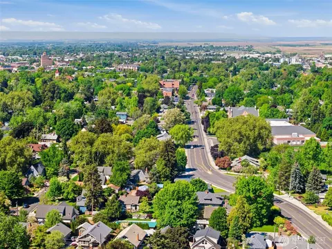 View/Area - 1235 Isaacs Ave, Walla Walla, WA 99362 photo 2 of 2