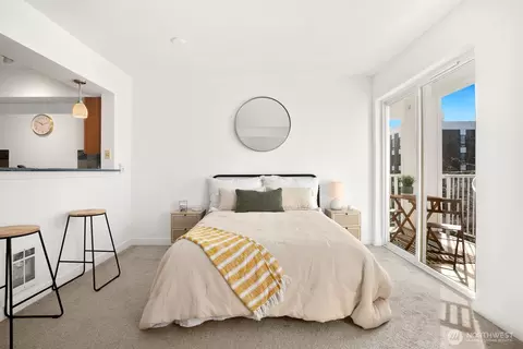 1545 NW 57th St #428, Seattle, WA 98107