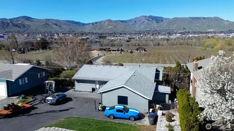 1716 N Anne Ave, East Wenatchee, WA 98802