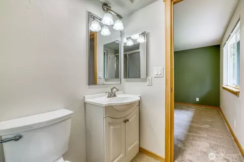 Bath - 9615 NE 201st St, Bothell, WA 98011 photo 4 of 4