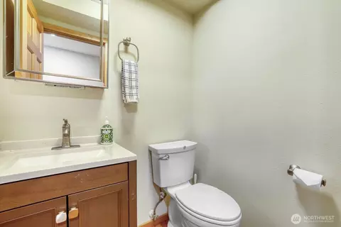 Bath - 9615 NE 201st St, Bothell, WA 98011 photo 1 of 4